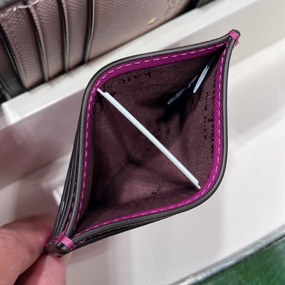 Kate Spade Schuyler Small Slim Card Holder
Baja Rose 
NWT - Picture 6 of 16